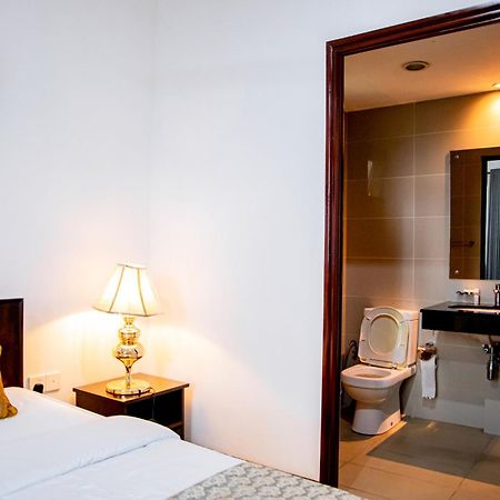 Dehiwala-Mount Lavinia Ceylon City Stay Colombo מראה חיצוני תמונה