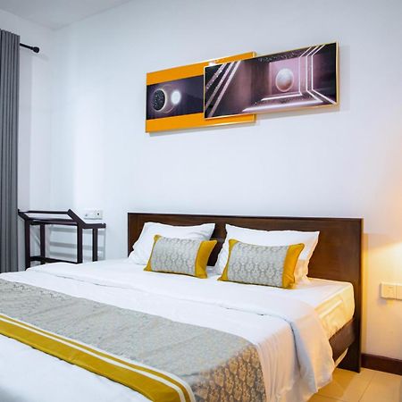 Dehiwala-Mount Lavinia Ceylon City Stay Colombo מראה חיצוני תמונה